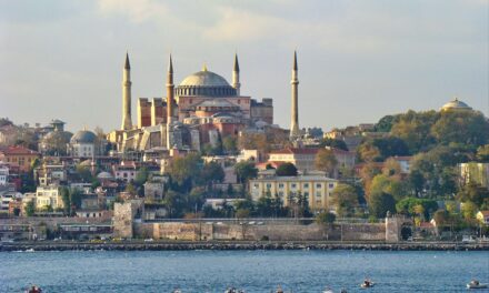 Sainte-Sophie d’Istanbul : Un Trésor de l’Histoire et de l’Architecture