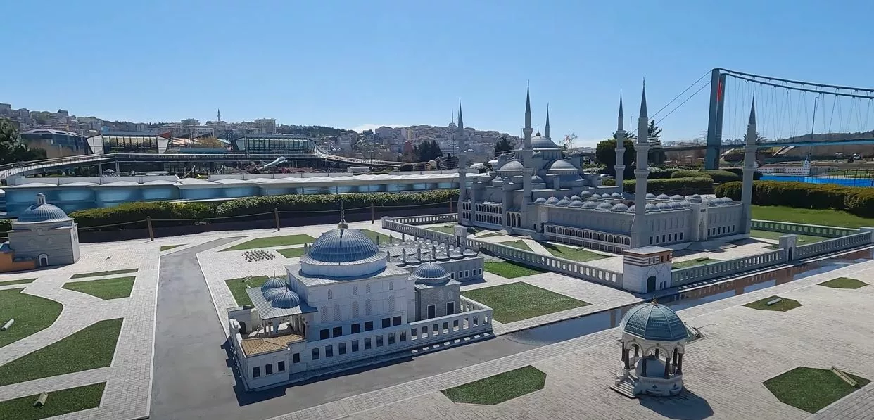 Miniatürk : Une Épopée Visuelle à la Découverte de l’Histoire Turque en Miniature