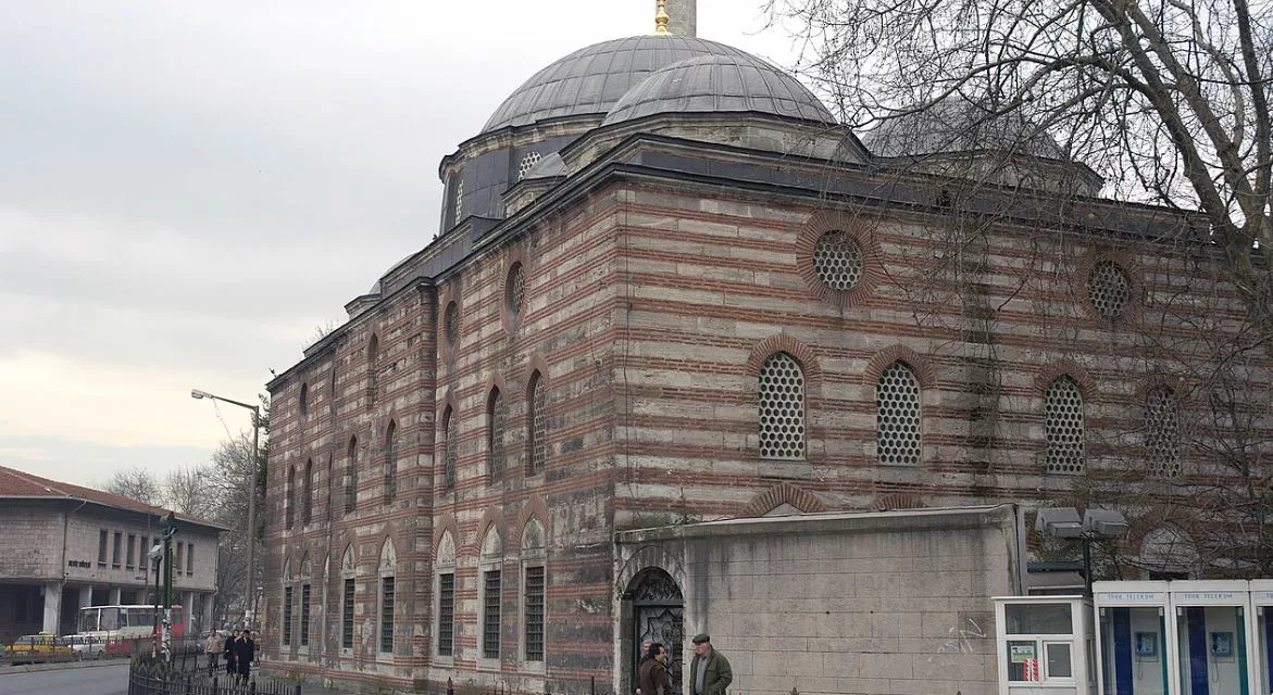 À la Découverte de la Mosquée Sinan Pacha à Istanbul