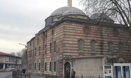 À la Découverte de la Mosquée Sinan Pacha à Istanbul