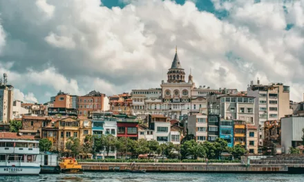 Azapkapı et Galata à Istanbul : 2 Quartiers Incontournables à Explorer