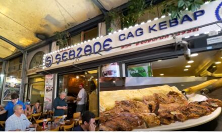 Découvrez le Şehzade Cağ Kebap 1989 à Sirkeci, Istanbul