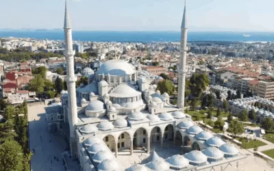 Mosquée de Fatih Istanbul : Une Expérience Authentique Plongez dans le Cœur Spirituel d’Istanbul