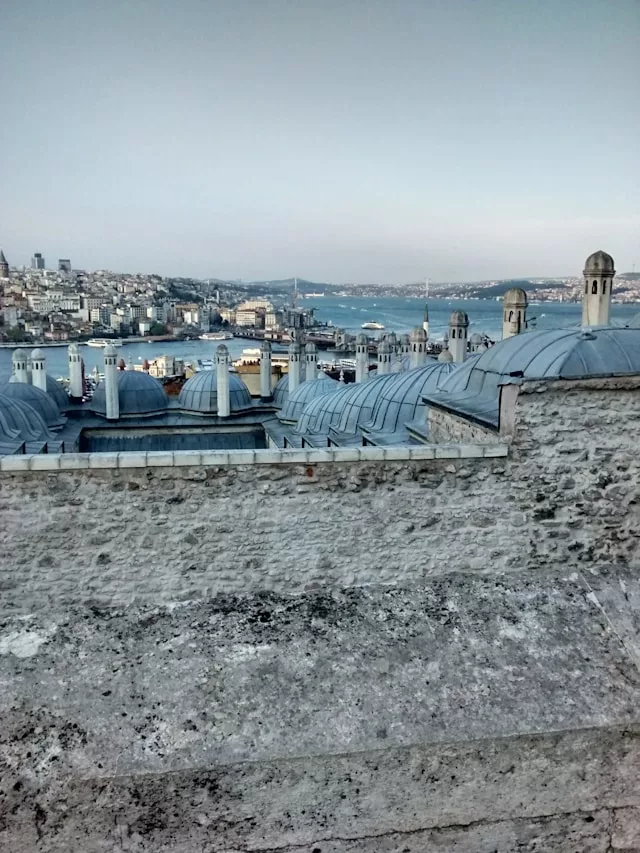 Mosquée Süleymaniye à Istanbul : Le Chef-d’Œuvre d’Architecte de Sinan à Découvrir Absolument 2025