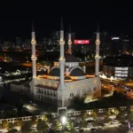 Basaksehir Central Mosque : Une Mosquée Majestueuse et Moderne au Cœur de Başakşehir