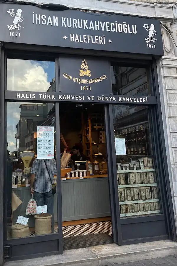 İhsan Kurukahvecisi Café 